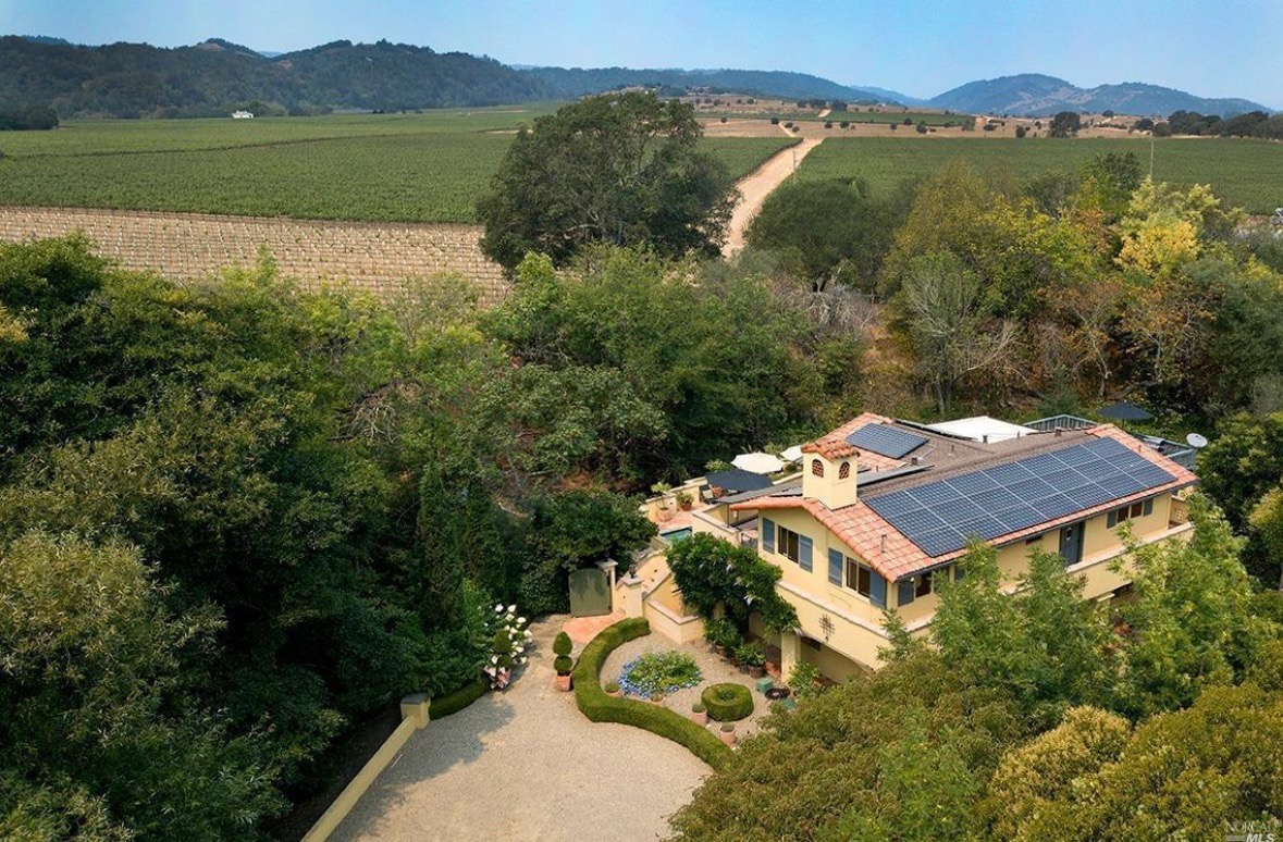 Napa home with rooftop solar panels